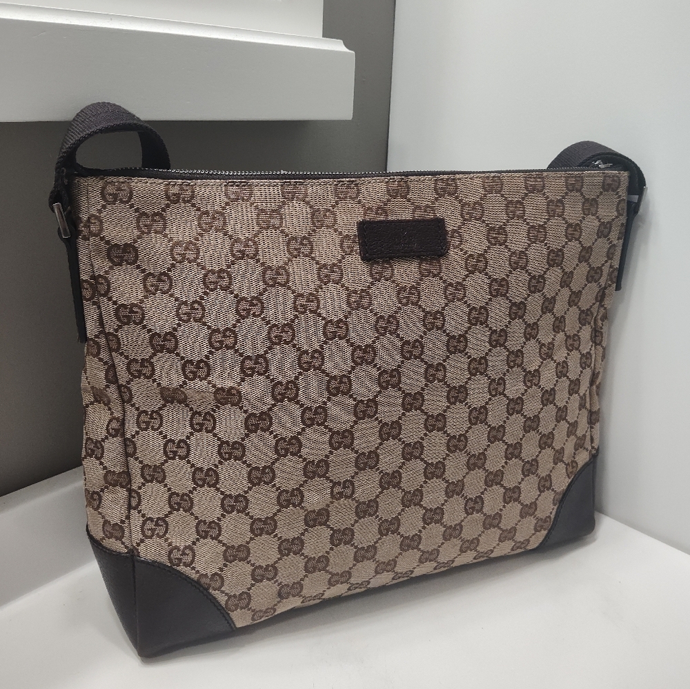 🥰 Vintage Y2K Gucci Joy Signature GG Monogram Logo Zip Top Crossbody Bag, Mint! - Picture 2 of 16